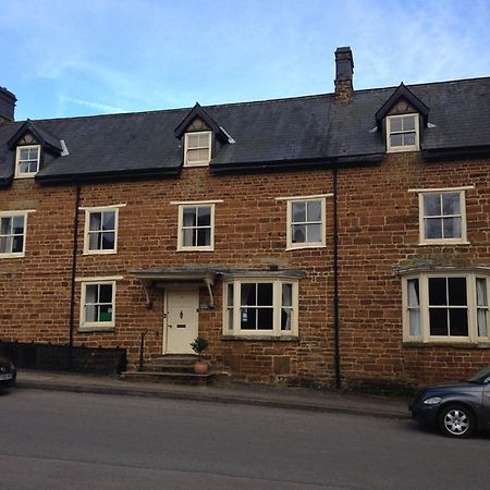 Kendal House B&B โทสเตอร์ ภายนอก รูปภาพ